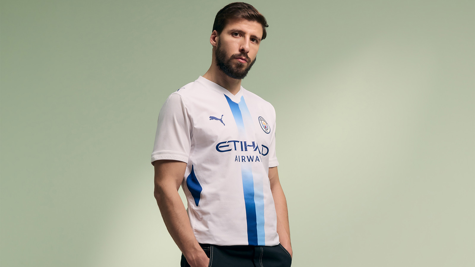 Rúben Dias wearing the Manchester City 2026/27 PUMA third kit